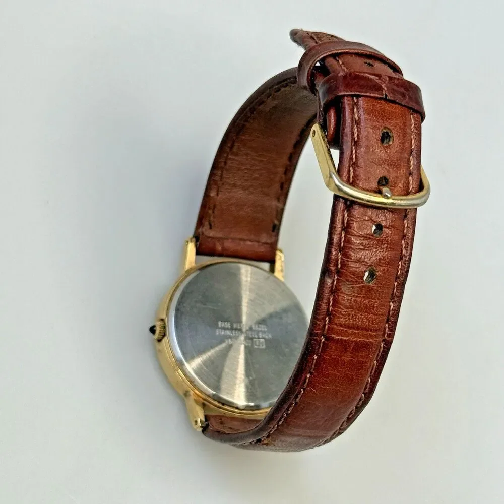 Vtg Lorus Seiko Mickey Mouse Quartz Watch V811-5410 Gold Tone Leather 30mm EUC